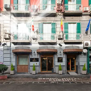 Szálloda Grand Europa & Restaurant Nápoly